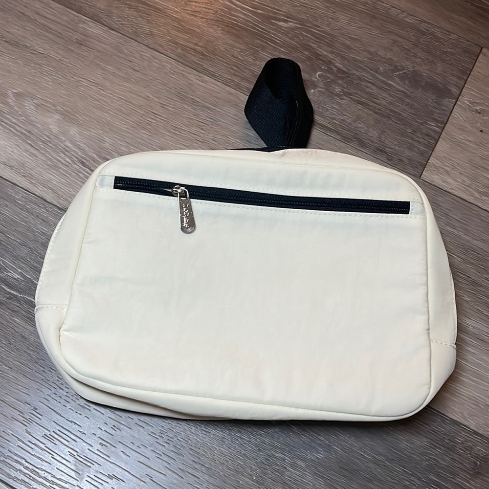 Thirty one new classic sling bag black color block